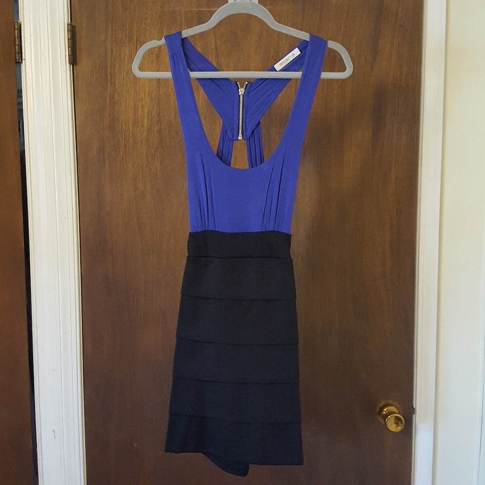 Arden B open back dress size small